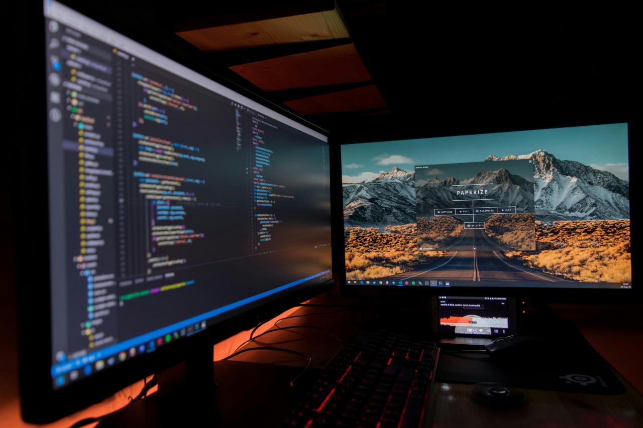 monitor komputer layar datar hitam
